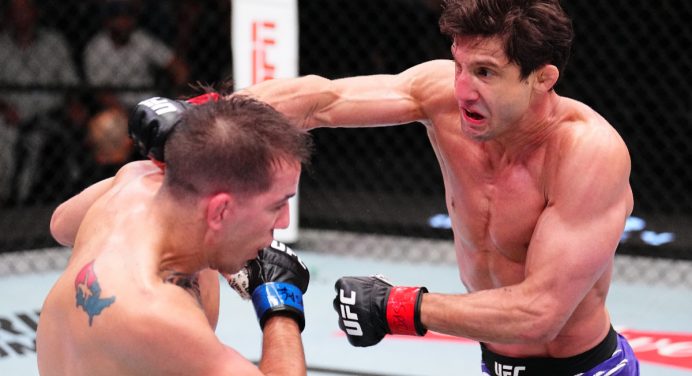 UFC Vegas 110: Com Charles do Bronx no corner, Allan Puro Osso finaliza Cody Durden