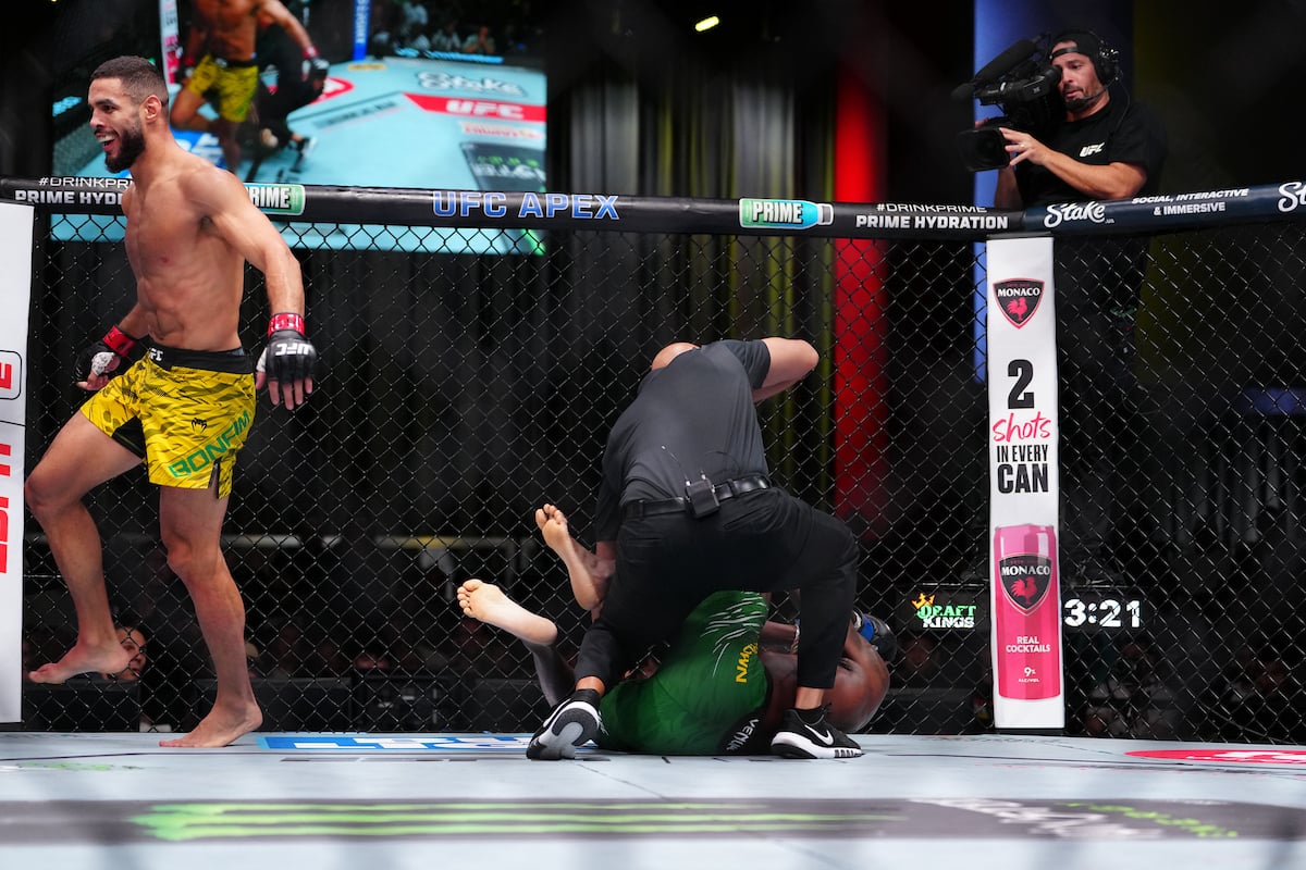 Gabriel Bonfim venceu Randy Brown no UFC Vegas 111