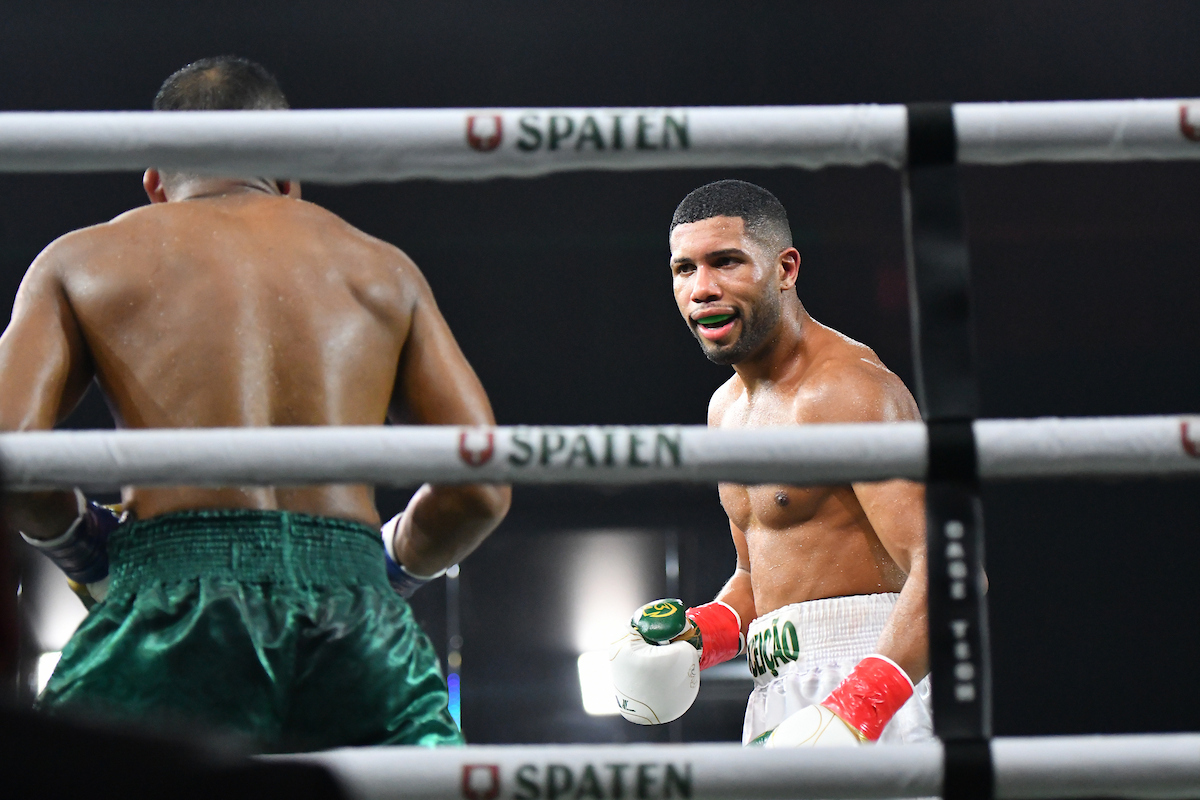 Hebert Conceição venceu Yamaguchi Falcão no Spaten Fight Night 2