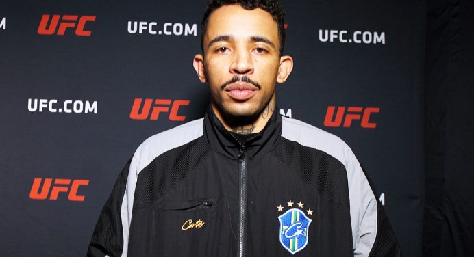 Analista sugere duelo contra ex-campeão para Carlos Prates carimbar ‘title shot’