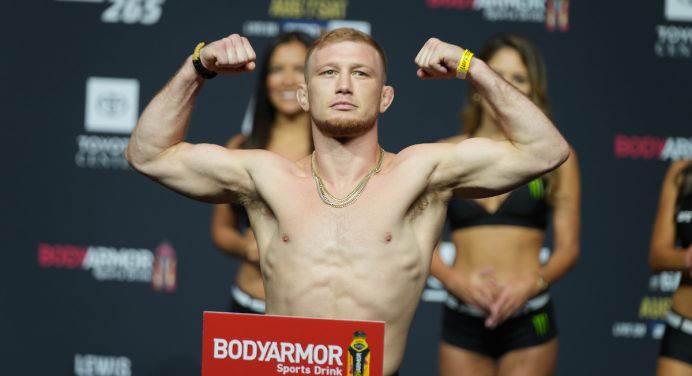 Ex-lutador do UFC é condenado a seis meses de prisão por violência doméstica