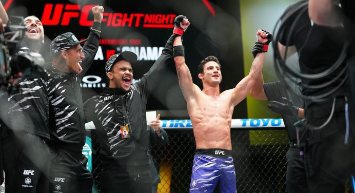 Allan Puro Osso embolsa R$ 270 mil de bônus por performance no UFC Vegas 110