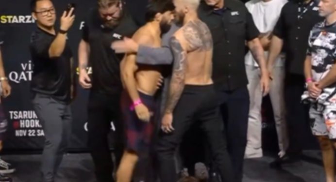 Clima tenso! Tsarukyan dá cabeçada em rival durante pesagem cerimonial do UFC Catar; veja