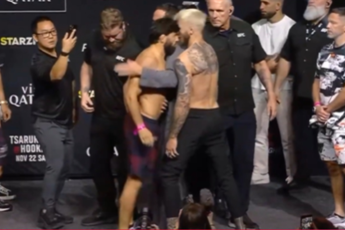 Arman Tsarukyan e Dan Hooker se desentendem na pesagem cerimonial do UFC Catar