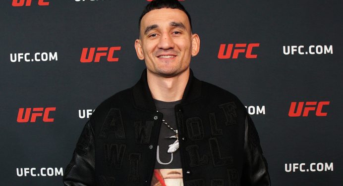 Max Holloway elogia Charles do Bronx antes do UFC 326: “Perigoso”