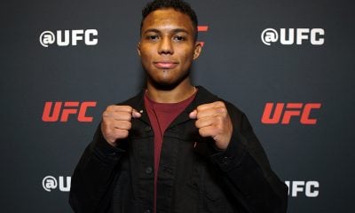 Mairon Santos posando para foto durante o Media Day do UFC 323