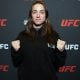 Maycee Barber posa para foto no media day do UFC 323
