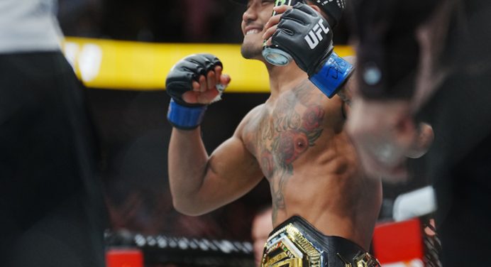 Novo campeão, Joshua Van rebate críticas sobre validade do título no UFC 323