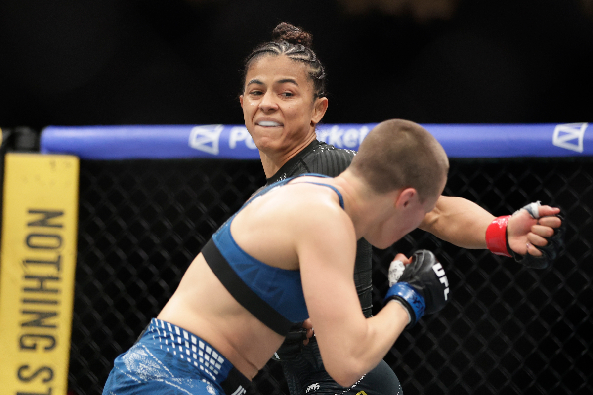 Natália Silva e Rose Namajunas em duelo no UFC 324