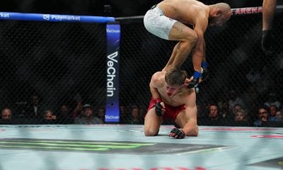 Jean Silva subindo nas costas de Arnold Allen