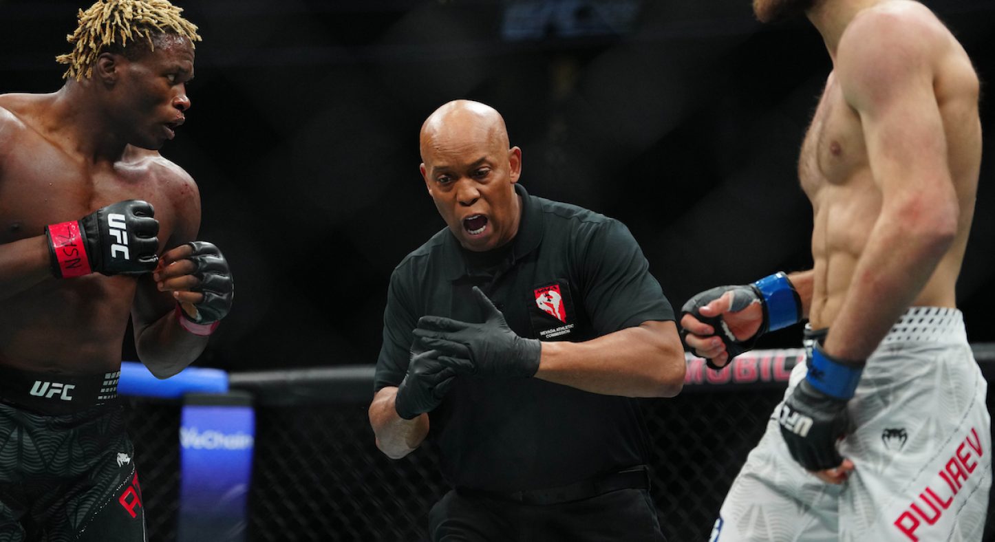 Inusitado! Dana White confirma lesão grave de árbitro durante combate do UFC 324